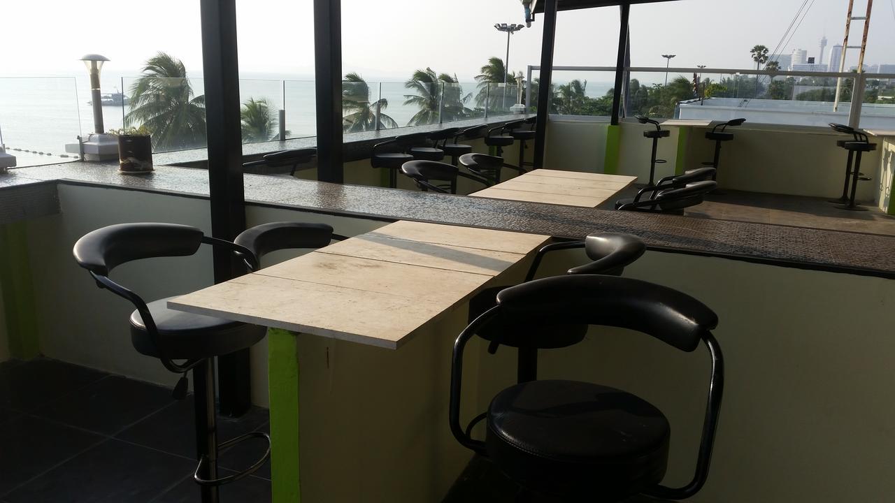 Barfly Pattaya Hotel Bãi biển Jomtien Ngoại thất bức ảnh